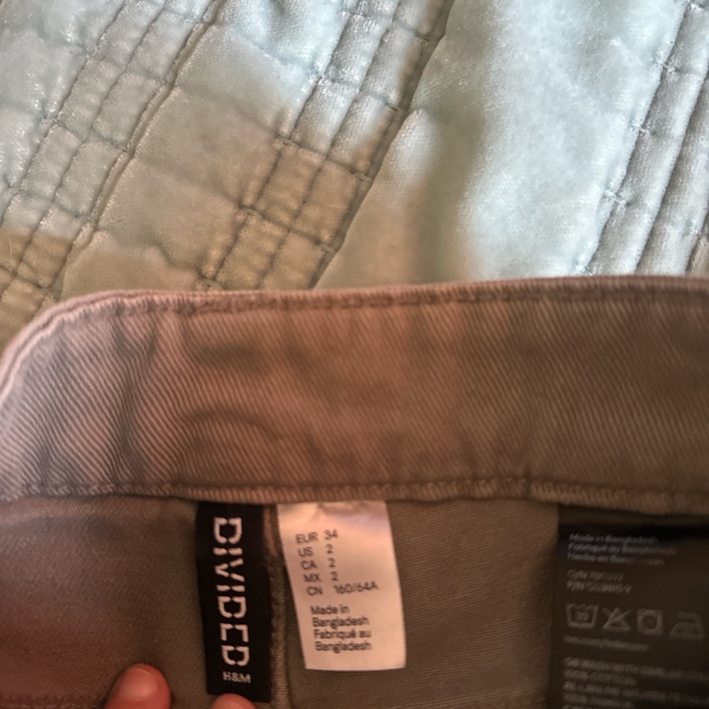 H&M Divided Beige Trousers